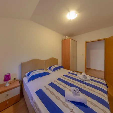 Apartments Vesna Skradin Exterior photo