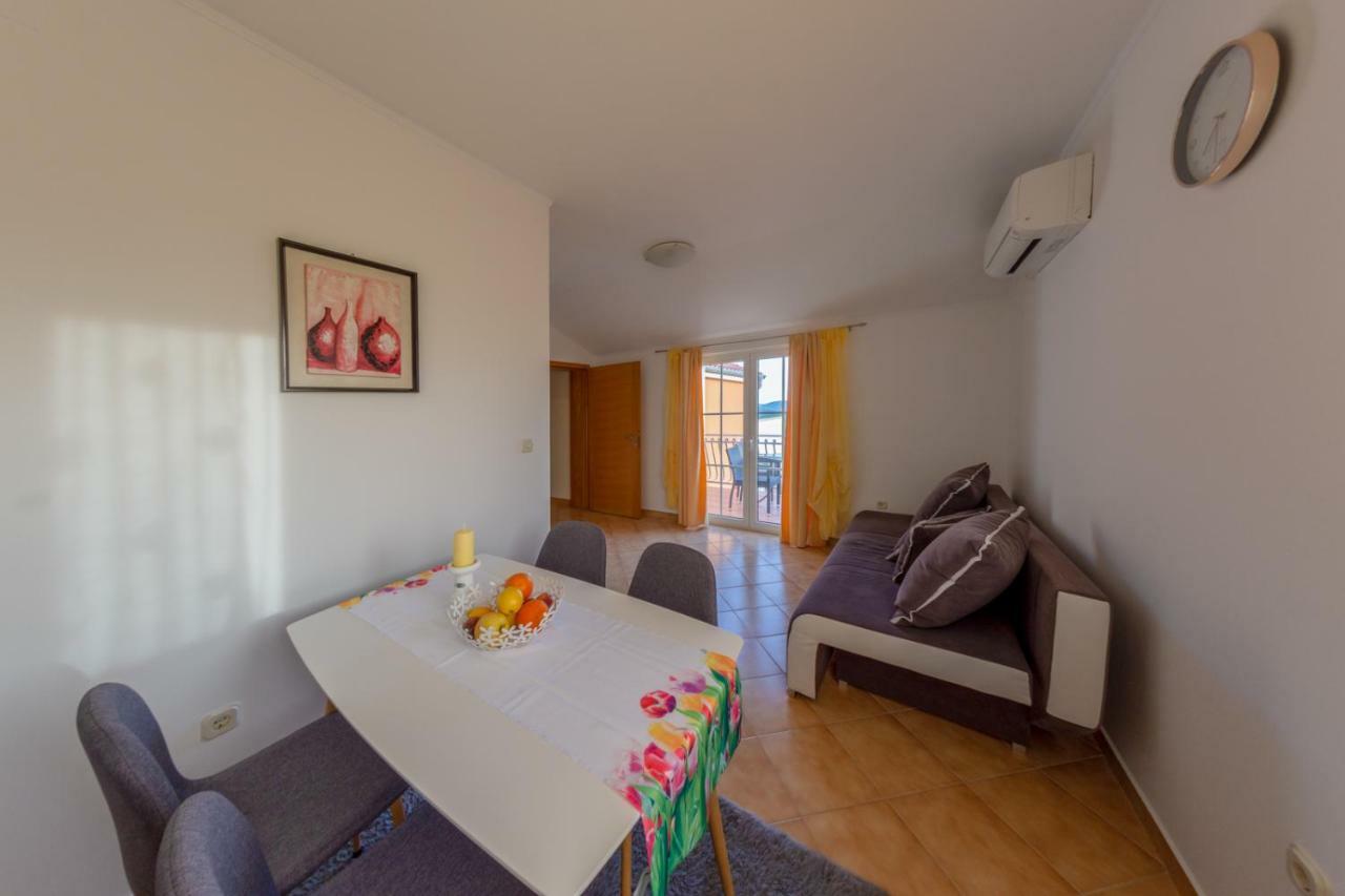 Apartment Vesna *